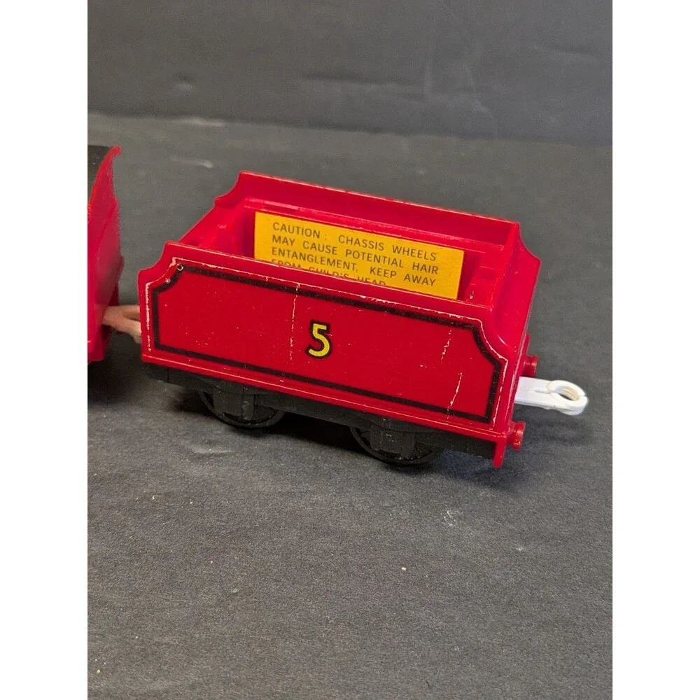 Thomas & Friends Trackmaster Motorized James Engine With Tender 2002